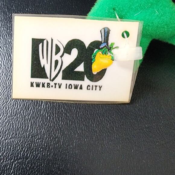 Vintage Warner Brothers Michigan J. Frog Plush Toy 1997 - 9 L x 7 W  NWT - Picture 6 of 10